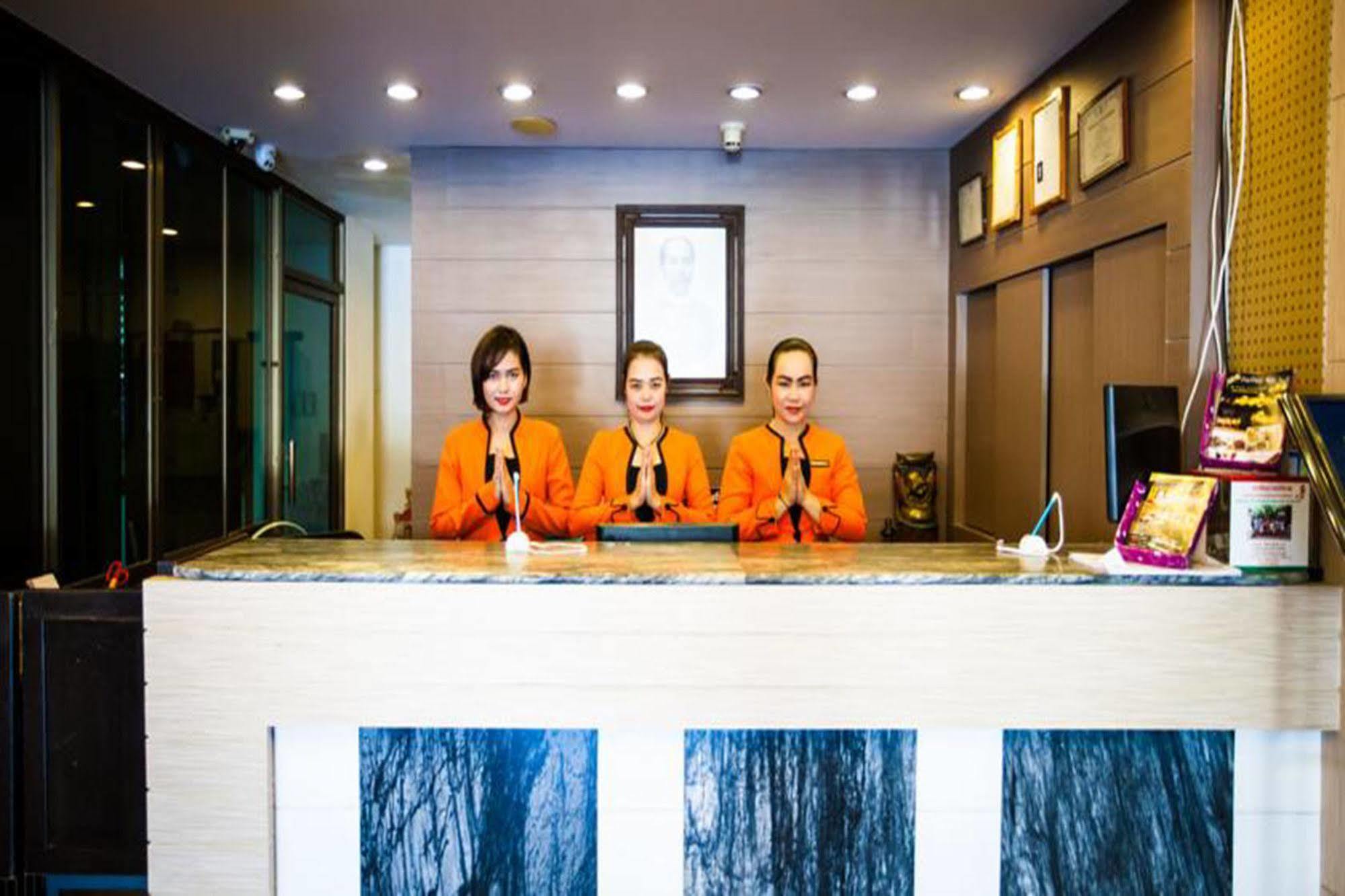 Rayong President Hotel Dış mekan fotoğraf